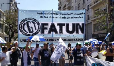 Los nodocentes de universidades le sumaron un paro total por 24 horas para intensificar medidas de fuerza de cara a la movilizaci�n de la CGT