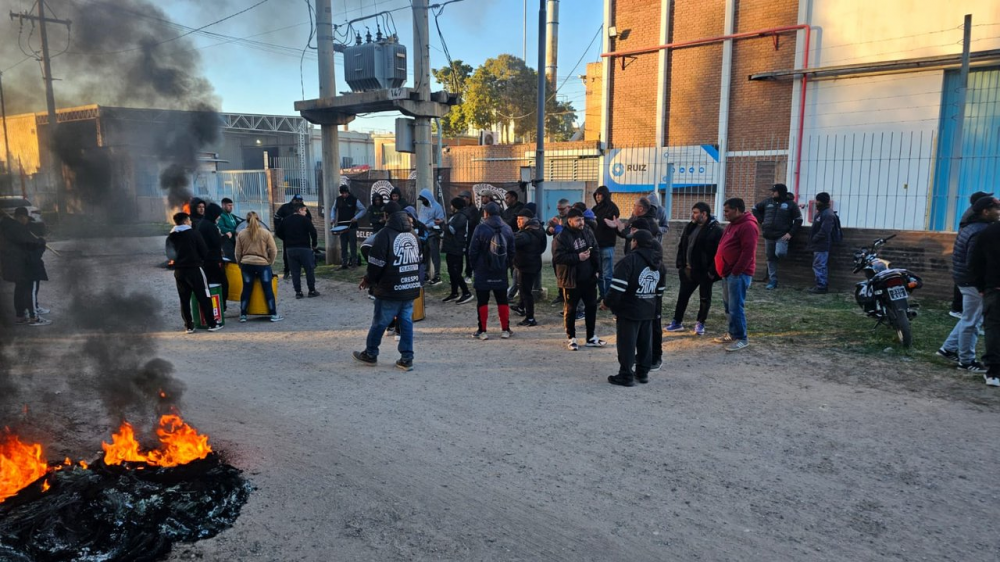 Cierre repentino y 40 despidos en la f�brica de neum�ticos IBF de C�rdoba, mientras reg�a conciliaci�n obligatoria: �Las patronales est�n desbocadas, quieren negar las leyes laborales�