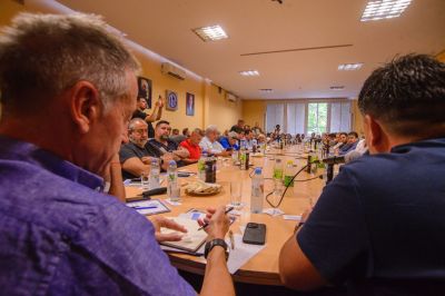 La CGT ya defini� los detalles de la protesta del 18: escenario, oradores, seguridad, palco y el debate �Despu�s qu�?