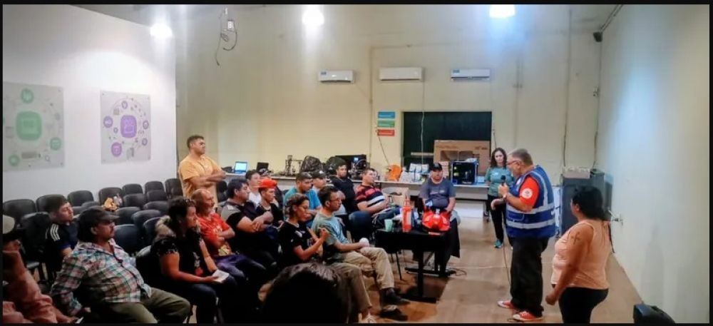 General Alvear: recuperadores urbanos recibieron capacitaci�n en emergencias y primeros auxilios