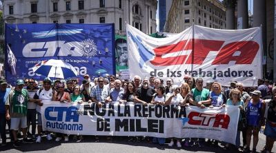 Las CTA marcharon junto a la CGT en una jornada nacional de protesta contra la reforma laboral en medio de la rosca legislativa