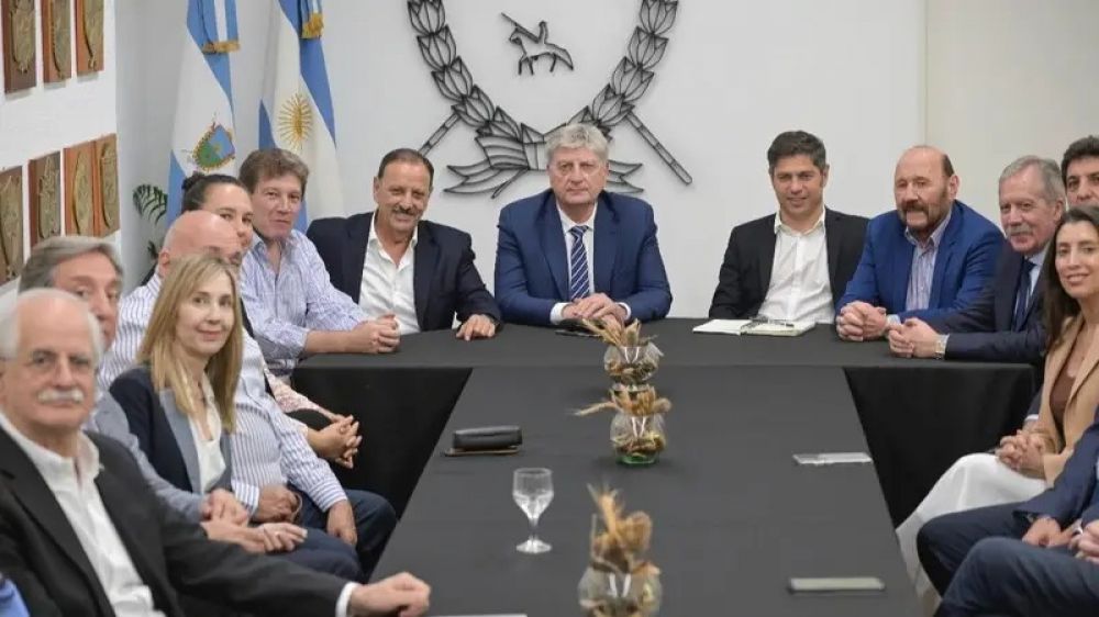 Los gobernadores consolidan un nuevo polo de poder en el peronismo: con Kicillof y lejos de Cristina