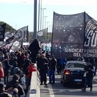 Se profundiza el conflicto del neum�tico con paros y movilizaciones en marcha por falta de acuerdo paritario