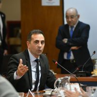 Julio Cordero admiti� que en la Reforma Laboral crea el fondo FAL para financiar despidos y no para sostener el empleo