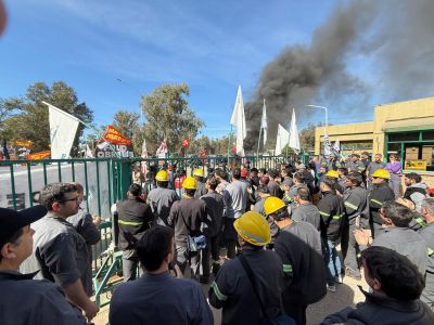 Tras seis meses de par�lisis y m�s de 120 despidos, Petroqu�mica R�o Tercero acord� reincoporaciones con el gremio