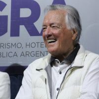 �Si vos venis por m�, vamos a ir por vos�: Luis Barrionuevo asumi� en UTHGRA, carg� contra a Macri, Cama�o y calific� a Sergio Massa como �delincuente�