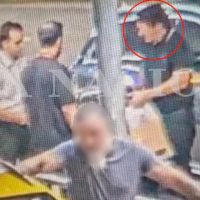 Con dos bolsas y sin tel�fono, as� intentaba Javier Faroni dejar el pa�s desde Aeroparque