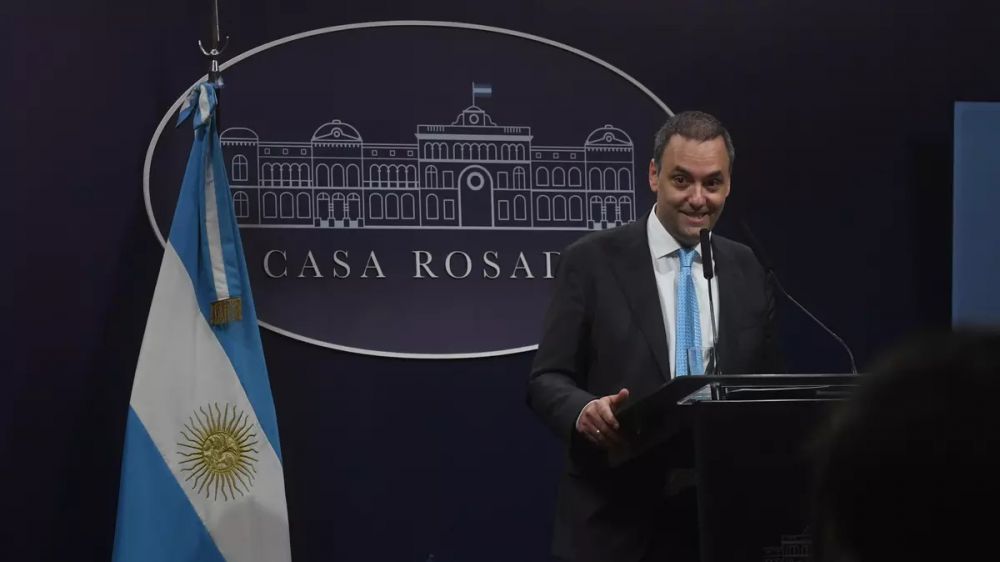 El Gobierno acusa el golpe por la corrupci�n en la ANDIS y asegura que su disoluci�n no recortar� prestaciones