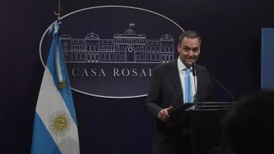 El Gobierno acusa el golpe por la corrupci�n en la ANDIS y asegura que su disoluci�n no recortar� prestaciones