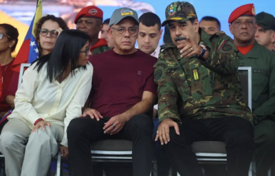�Qui�n entreg� a Maduro?