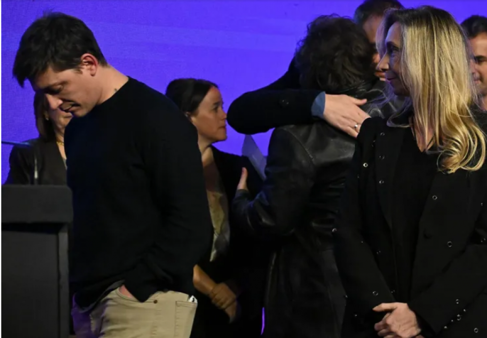 El Frankenstein de la SIDE, la guerra interna Karina Milei � Santiago Caputo y los c�lculos de Mauricio Macri