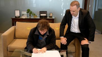 Las provincias advierten que la reforma laboral impactar� de lleno en los fondos coparticipables por los cambios en ganancias