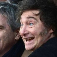 Un super�vit a costa de los de abajo: ajuste social y alivio impositivo para los ricos