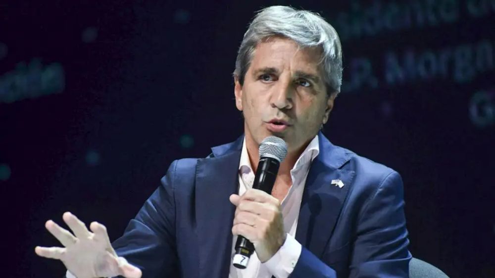 Luis Caputo sali� a defender el pr�stamo por US$3.000 millones con cr�ticas a la oposici�n: 