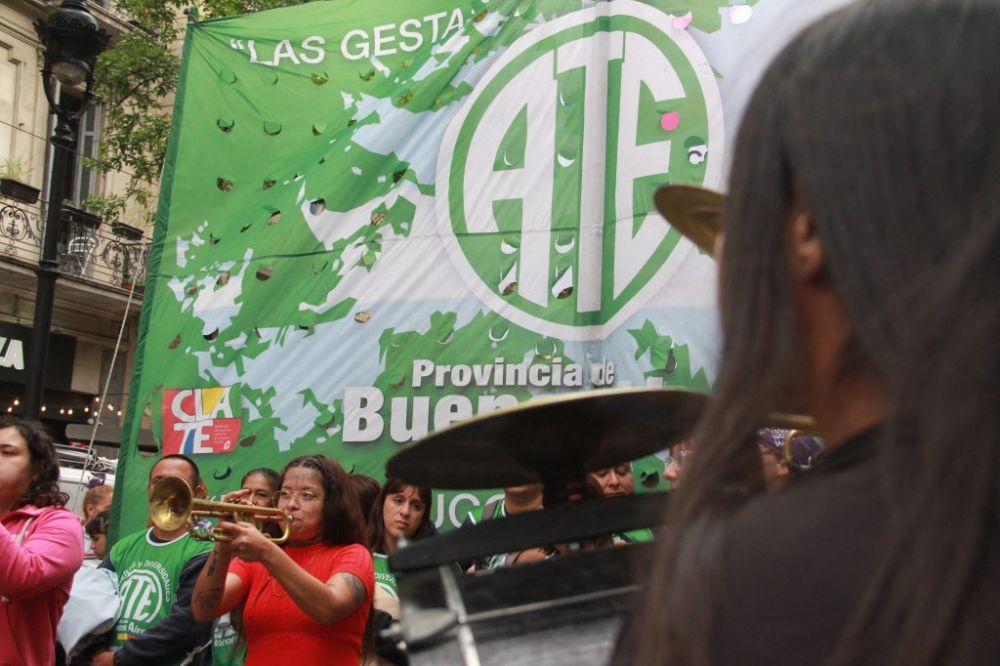 ATE Buenos Aires se declar� en alerta frente a la posible privatizaci�n de los hospitales nacionales SAMIC