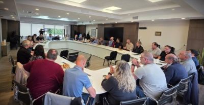 Los gremios denunciaron que �es una medida tomada sin di�logo y en perjuicio de las y los trabajadores�