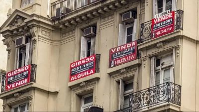 Trabajar m�s para vivir peor: pluriempleo, deuda y recorte de alimentos en los hogares inquilinos