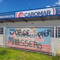 Mayorista marplatense dej� un centenar de despidos, no paga indemnizaciones y desde Comercio advierten: �Es un caso testigo de la reforma laboral de Milei�