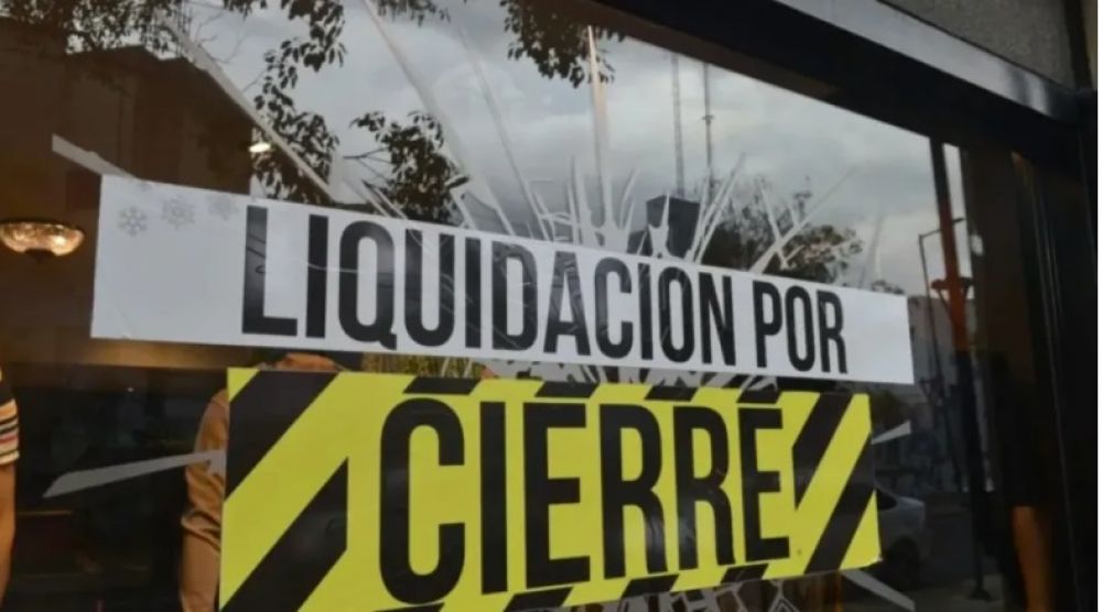 Desempleo en alza: despidos y cierres golpean a la industria y el comercio al arrancar 2026