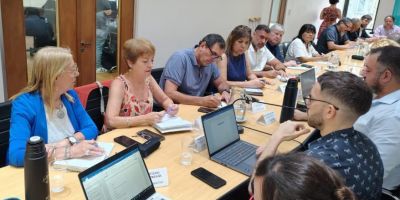 Estatales bonaerenses rechazaron la oferta del 1.5% del gobierno de Axel Kicillof y pidieron volver a abrir la paritaria