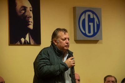 Pablo Bir�: �El peronismo es funcional y cipayo por entregador de la soberan�a de los cielos�