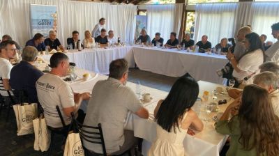 Ante el n�cleo duro kicillofista, Magario clam� por las re re de los intendentes