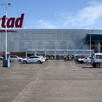 Denuncian 100 despidos y dep�sitos vac�os en el Hipermercado Libertad