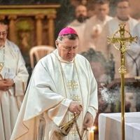 El nuncio agradeci� el saludo del Episcopado al concluir su misi�n en el pa�s