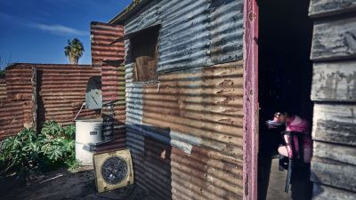 M�s de 300 mil familias viven sobre pisos de tierra en la Argentina, seg�n un estudio privado