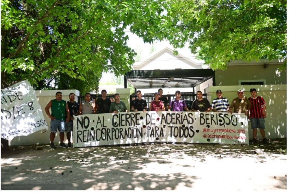 Tras el abandono de los empresarios, los trabajadores de Acer�as Berisso buscan que se expropie la empresa para crear una cooperativa