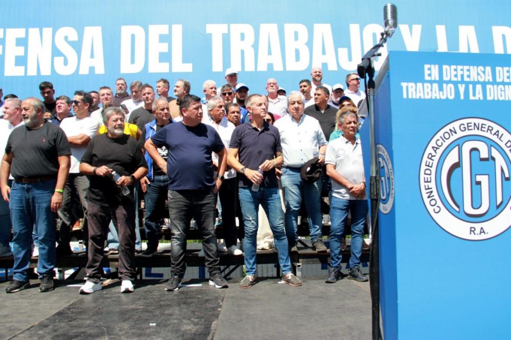 Comienzan las rondas gremiales y pol�ticas para desarmar la reforma laboral