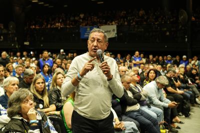 Omar Maturano: �Con estos niveles de desinversi�n y retiro de personal de conducci�n, en todos los ramales de pasajeros del AMBA pasar�, en marzo, un tren por hora�