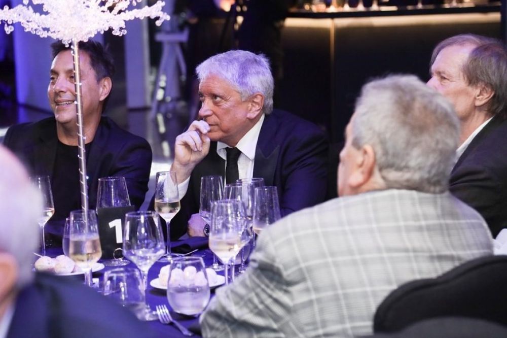 Despidos, deudas, salarios en cuotas y crisis en la Obra Social del Personal del Turf que comanda el ostentoso sindicalista Carlos Felice