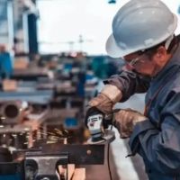 La industria opera en su nivel m�s bajo desde marzo y las empresas advierten que 