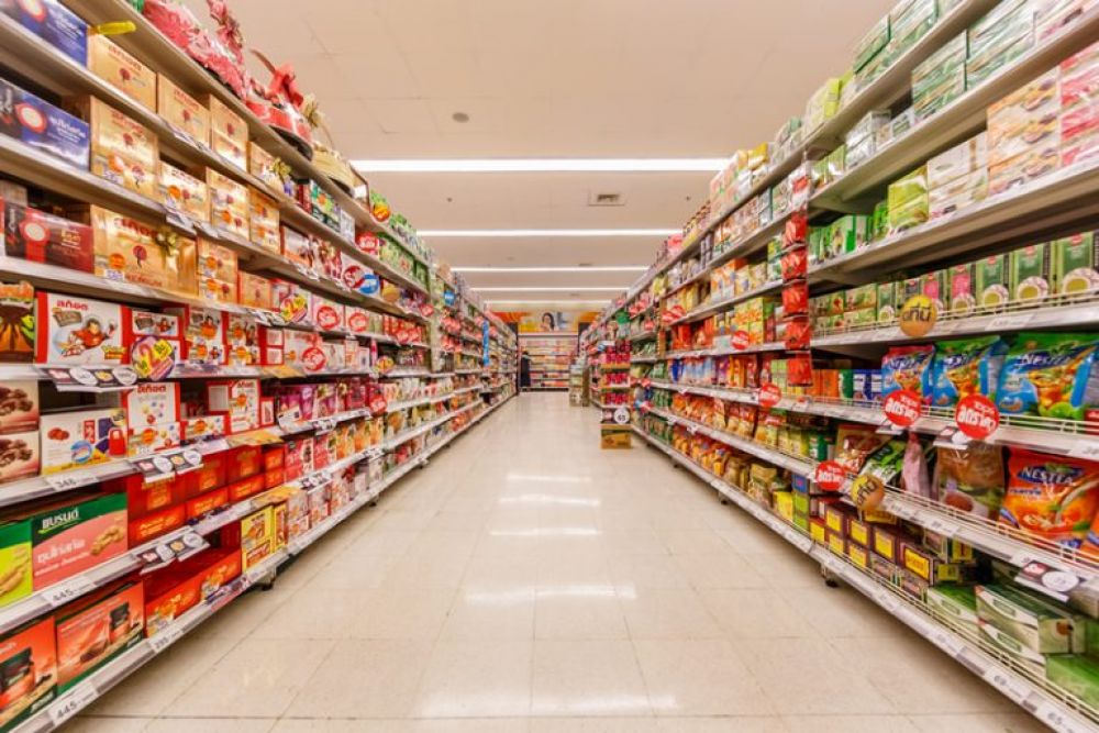Alerta por posibles despidos en supermercados ante la crisis del consumo: Hiper Libertad, Vea, Yaguar, Easy y Caromar en la mira