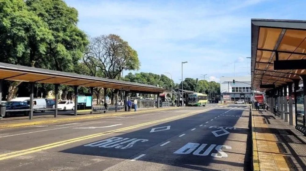 Amenaza de paro de colectivos: la UTA y las empresas de transporte se re�nen en una audiencia clave