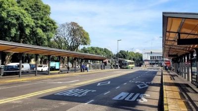 Amenaza de paro de colectivos: la UTA y las empresas de transporte se re�nen en una audiencia clave