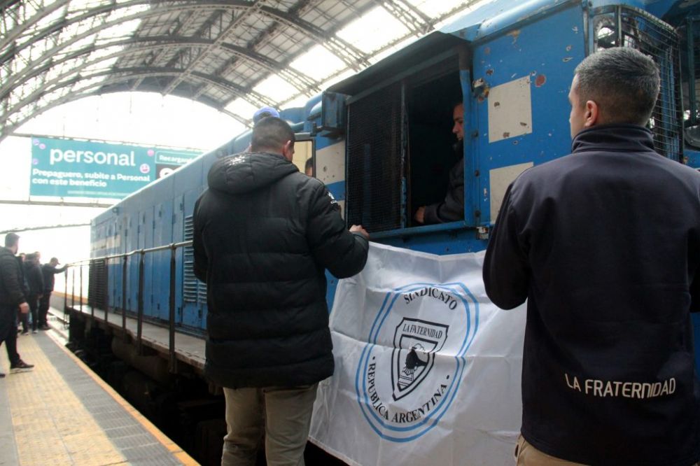 La Fraternidad acord� una recomposici�n salarial escalonada con las empresas privadas de Carga