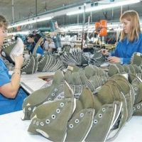 Ola importadora: despidos, cierres y conflictos laborales se multiplican en la industria textil