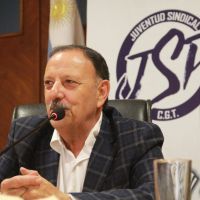 Ricardo Quintela reuni� a sus senadores, cuestion� la reforma laboral y anticip� que La Rioja buscar� bloquearla