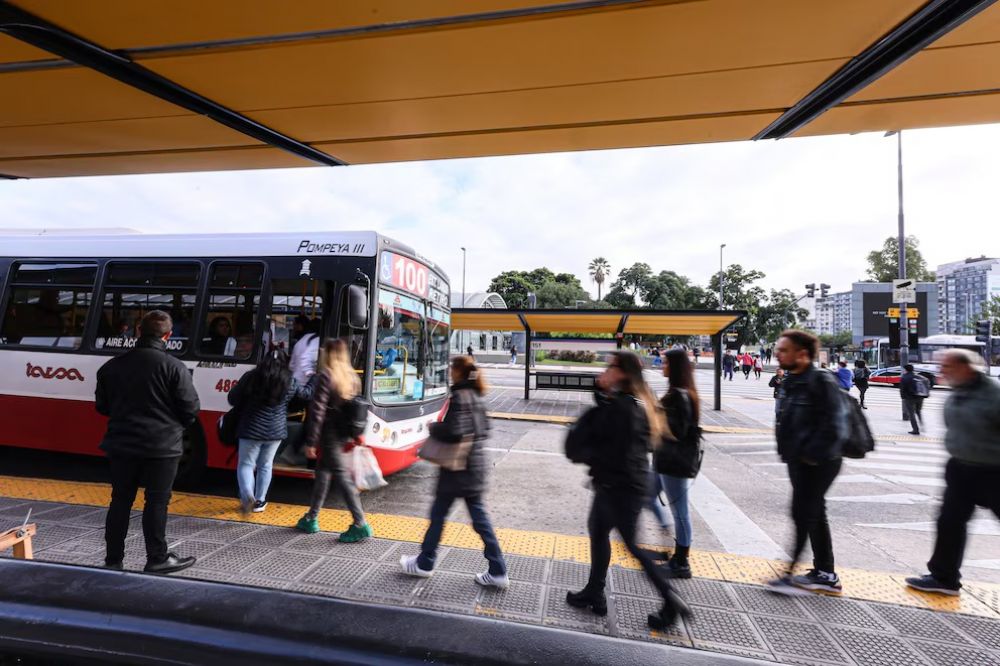 Audiencia clave: la UTA y las empresas se re�nen otra vez para evitar un paro de colectivos