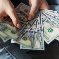 La carrera para llegar a fin de mes: la mitad de los hogares quema sus ahorros y saca pr�stamos para pagar un cr�dito