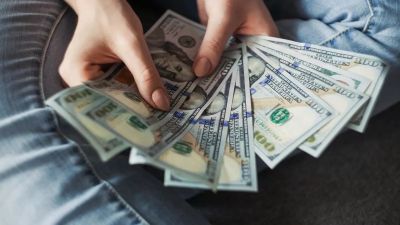 La carrera para llegar a fin de mes: la mitad de los hogares quema sus ahorros y saca pr�stamos para pagar un cr�dito