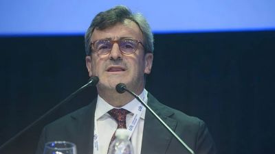 Con delay, la UIA banca a Paolo Rocca con una columna de Rappallini en Clar�n