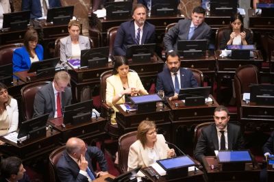 Comienza el per�odo de sesiones extraordinarias en el Congreso, con la reforma laboral como el gran objetivo del Gobierno