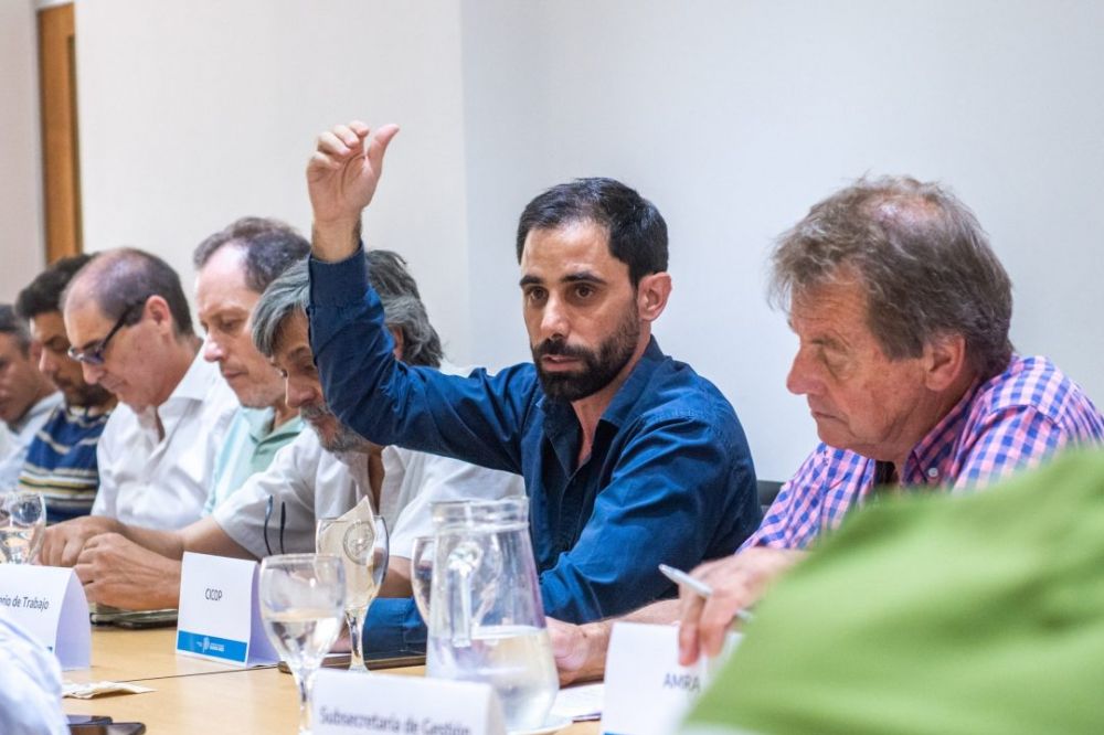 Trabajadores de la Salud aceptaron la paritaria de Axel Kicillof y se sum� al plan de lucha contra la reforma laboral