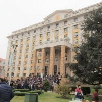 Mendoza patea el tablero, habla de �productividad� y quiere dar aumentos a los estatales atados a la recaudaci�n