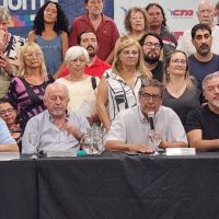 Las CTA Aut�noma y de los Trabajadores lanzan un paro nacional con movilizaci�n al Congreso el 5 de febrero