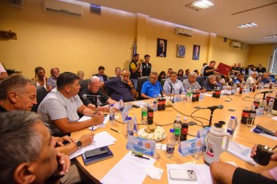 Jer�nimo: �Apelamos a la reflexi�n de muchos gobernadores, para que no manden a sus senadores a votar en contra de los trabajadores�