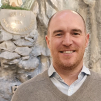 Peregrinar a Lourdes: los enfermos entran en la gruta desanimados y �salen cambiados�